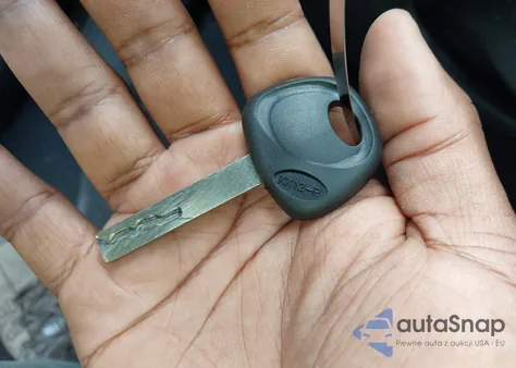 2019 Hyundai Accent Se из США, поврежденный, VIN 3KPC24A38KE050355